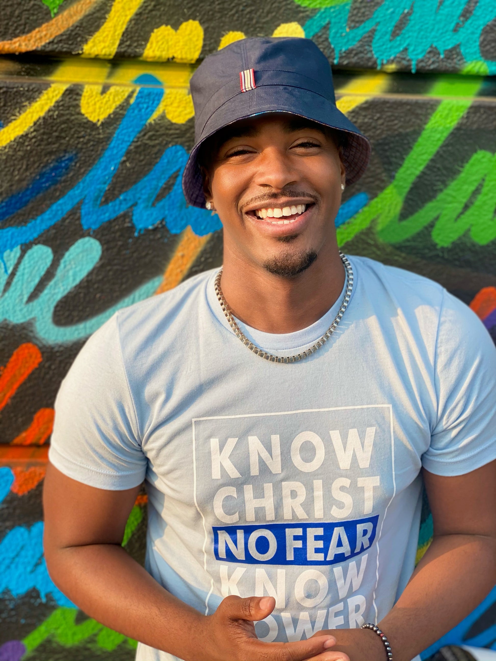 Know Christ Tee-Custom Color - Undaunted Things